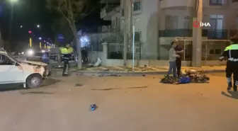 Otomobil ile çarpışan motosiklet sürücüsü hayatını kaybetti