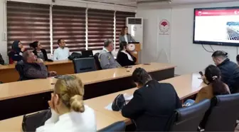 Adana'da Rusya'ya ihracat yapan tüccarlara eğitim verildi