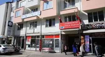 Denizli'de CHP binasının balkonu çöktü: 1 ölü, 17 yaralı