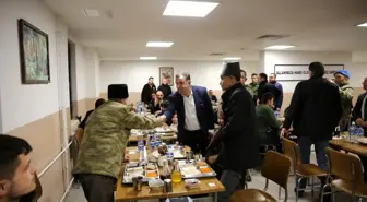 Bayburt Garnizon Komutanlığı Şehit ve Gazi Aileleri Onuruna İftar Yemeği Düzenledi