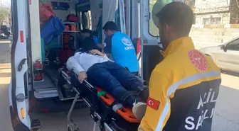 Adıyaman'da otomobille çarpışan araç takla attı, 2 kişi yaralandı