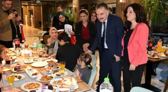 Edremit Kaymakamı Yetim ve Öksüz Çocuklarla İftar Sofrasında Buluştu