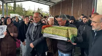 Solingen'de kundaklama sonucu hayatını kaybeden Türk ailesi için cenaze töreni düzenlendi