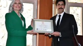 Melek Mızrak Subaşı Bilecik Belediye Başkanı olarak göreve başladı