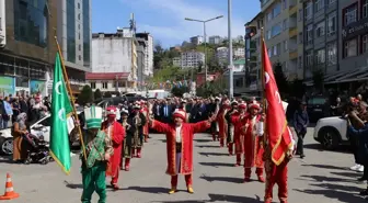 AK Parti'den Arhavi Belediye Başkanı Seçilen Turgay Ataselim Görevi Devraldı