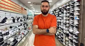 Eskişehir'de Ayakkabı Dükkanı İşletmecisi Bayrama Hazır