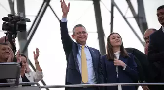 CHP Genel Başkanı Özgür Özel, Manisa'da halk buluşmasında konuştu