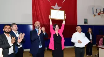 CHP'li İrfan Önal ve Helil Kınay mazbatalarını aldı