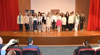 Kahramankazan'da Dünya Tiyatro Günü Yarışmaları Ödül Töreni