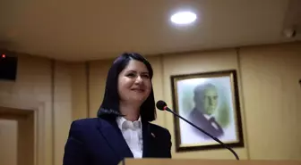 Edirne Belediye Başkanı Filiz Gencan Akın mazbatasını aldı