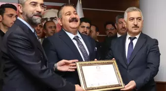 Erzurum Belediye Başkanları Mazbatalarını Aldı