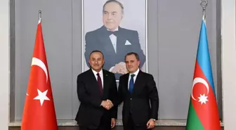 TBMM NATO Parlamenter Asamblesi Türk Delegasyonu Başkanı Mevlüt Çavuşoğlu, Azerbaycan Milli Dışişleri Bakanı Ceyhun Bayramov ile bir araya geldi