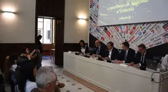 Venedik'te Günübirlik Turistlere Giriş Ücreti Uygulaması Başlıyor