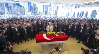 Türk Sinemasının Usta İsmi Türker İnanoğlu Son Yolculuğuna Uğurlandı