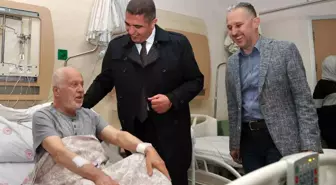Düzce Valisi Selçuk Aslan, İl Sağlık Müdürü Yılmaz'ın babasını ziyaret etti