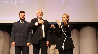 Şükrü Başdeğirmen, Isparta Belediye Başkanı olarak mazbatasını aldı