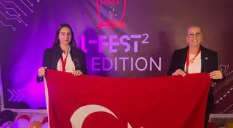 İzmir Atatürk Lisesi Öğrencisi Tunus'ta Gümüş Madalya Kazandı