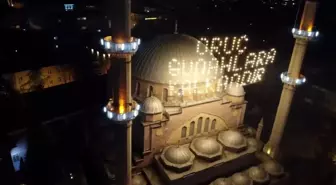 Eskişehir'deki Reşadiye Camii Kadir Gecesi'nde havadan görüntülendi