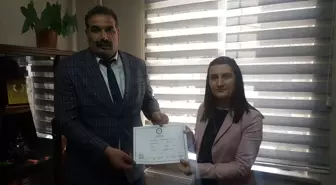 AK Parti'den Solhan ve Arakonak Belediye Başkanları mazbatalarını aldı