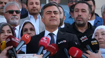 Abdullah Zeydan Van Büyükşehir Belediye Başkanı olarak mazbatasını aldı