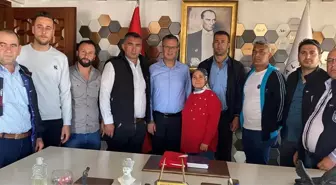 Alaşehir'in ilk kadın muhtarı Belediye Başkanı'nı ziyaret etti