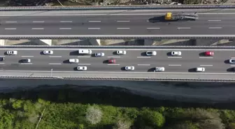 Ramazan Bayramı Tatili Nedeniyle Anadolu Otoyolu'nda Yoğunluk