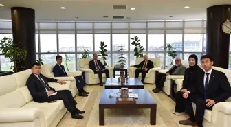 Kırgızistan'ın Ankara Büyükelçisi OMÜ Rektörü ile Görüştü