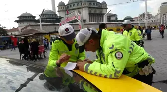 Taksim Meydanı'nda Ticari Taksi Denetimi: 39 Bin 155 Lira Cezası Kesildi