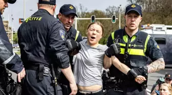 Greta Thunberg Hollanda'da gözaltına alındı