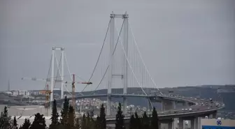 Ramazan Bayramı tatilinde İstanbul-İzmir Otoyolu ve Osmangazi Köprüsü'nde yoğunluk