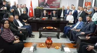 AK Parti'den Gümüşova Belediye Başkanı Seçilen Kenan Sübekçi Göreve Başladı