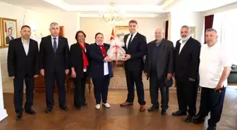 Düzce Valisi Roman Temsilcilerini Kabul Etti