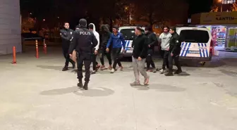 İnegöl'de kavga eden Suriye uyruklu kaçak göçmenler yakalandı