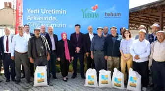 Yudum ve Tohum Derneği, Eskişehir'de yerli ayçiçeği tohumu dağıtımına devam ediyor