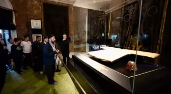 Hırka-i Şerif, ikindi namazı sonrası dualarla ziyarete kapatıldı