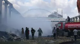 Şanlıurfa'da bir tekstil fabrikasında çıkan yangın kontrol altına alındı