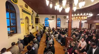 Kocaeli'de Orhan Cami'de Ramazan Bayram Namazı Kılındı