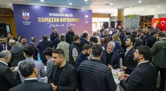 Diyarbakır'da Ramazan Bayramı dolayısıyla bayramlaşma programı düzenlendi