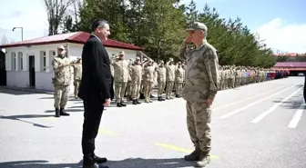 Erzurum Valisi Mustafa Çiftçi, İl Jandarma Komutanlığı'nı ziyaret etti