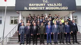 Bayburt Valisi Mustafa Eldivan, Emniyet ve Jandarma Ekiplerini Ziyaret Etti