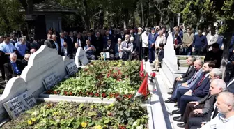 Saadet Partisi, Necmettin Erbakan'ın kabri başında bayramlaştı
