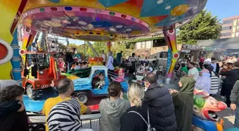 İstanbul'da Ramazan Bayramı'nda Lunaparklar Yoğunluk Yaşadı