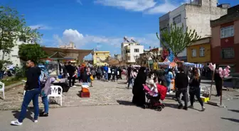 Kilis'te Çocuklar Bayram Yerinde Eğlendi