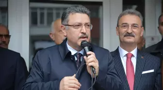 Trabzon Büyükşehir Belediye Başkanı Ahmet Metin Genç Şalpazarı'nda ziyaretlerde bulundu