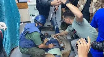 İsrail, TRT Arabi ekibinin aracını hedef aldı: Kameraman ayağını kaybetti