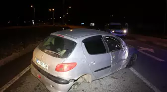 Hekimhan'da Elektrik Direğine Çarpan Otomobilde 1 Yaralı