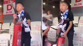 İzmir'de taraftar terörü! Küçücük çocuk sahaya yangın tüpü sıktı, futbolcuların nefesi kesildi