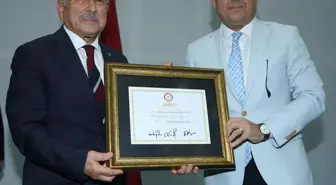 Mehmet Hilmi Güler Ordu Büyükşehir Belediye Başkanı olarak mazbatasını aldı