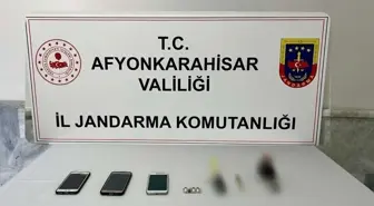 Afyonkarahisar'da Uyuşturucu Operasyonu: 2 Şüpheli Gözaltına Alındı