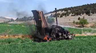 Burdur'da Samanlık ve Kerpiç Evde Yangın: 1 Yaralı